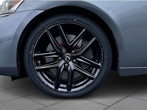 Used 2019 Lexus IS 300 F Sport w/ F Sport Package image 10