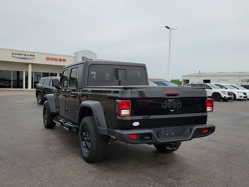 Used 2023 Jeep Gladiator Sport AWD/4WD image 4