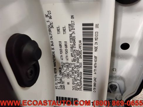 Used 2023 Toyota Tacoma Limited image 16