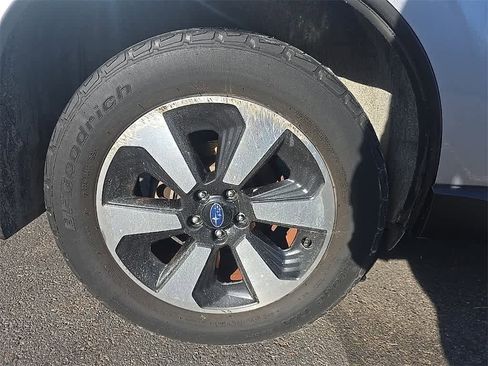 Used 2018 Subaru Forester 2.5i w/ Alloy Wheel Package image 10