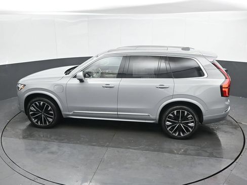 New 2026 Volvo XC90 T8 Ultra w/ Protection Package Premier AWD/4WD image 36