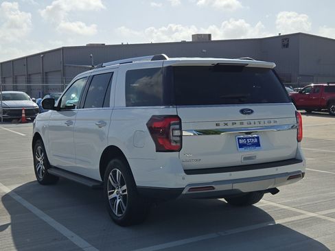 Used 2024 Ford Expedition Limited AWD/4WD image 6
