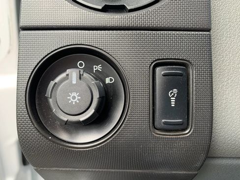 Used 2014 Ford F550 4x4 Regular Cab Super Duty image 19