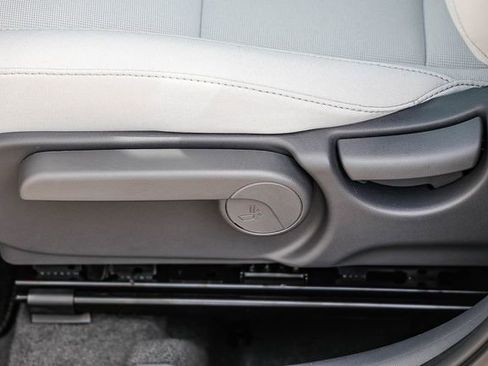 New 2026 Hyundai Kona SE FWD image 25