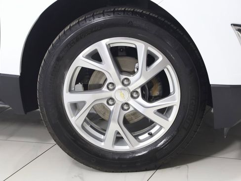 Used 2021 Chevrolet Equinox Premier image 16