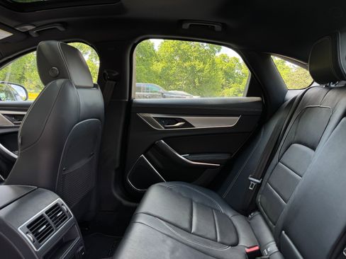 Used 2021 Jaguar XF R-Dynamic SE image 53