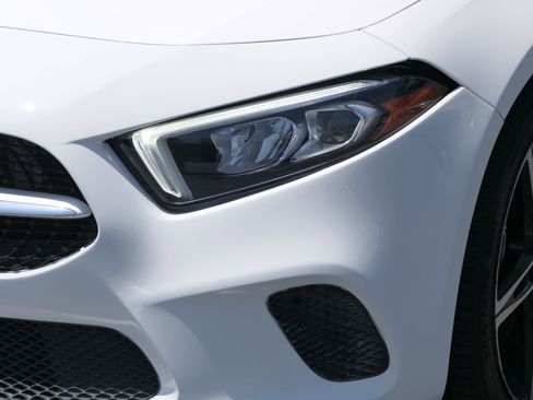 Used 2022 Mercedes-Benz A 220 image 9