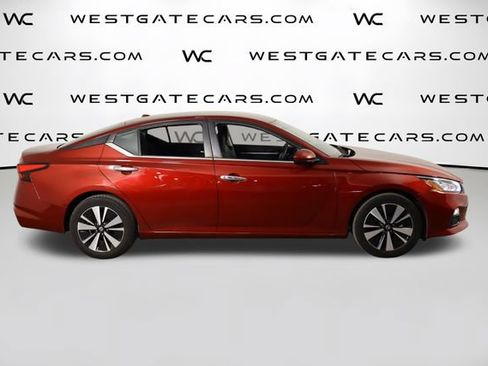 Used 2021 Nissan Altima 2.5 SV FWD image 46