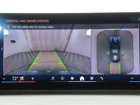 New 2026 BMW 330i Sedan w/ Premium Package image 15