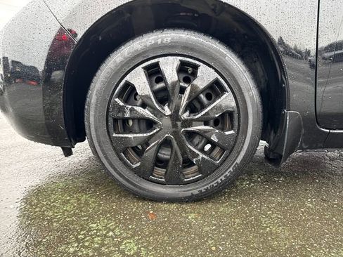 Used 2017 Nissan Leaf S image 26