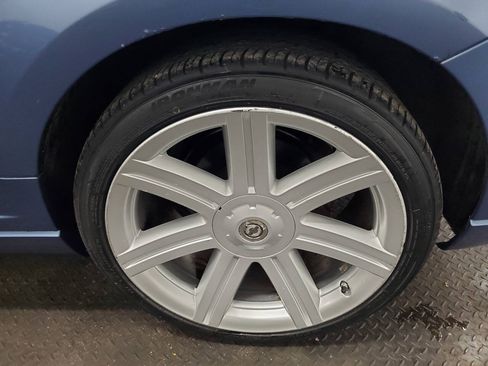 Used 2005 Chrysler Crossfire Limited RWD image 17
