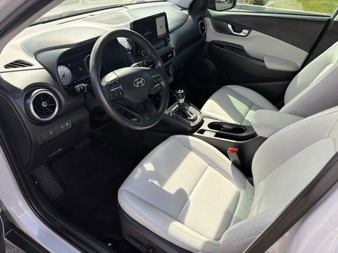 Used 2023 Hyundai Kona Limited AWD/4WD image 18
