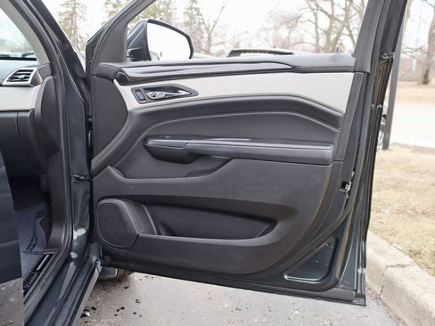 Used 2015 Cadillac SRX Premium image 30