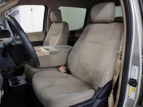 Used 2017 Ford F150 XLT w/ Equipment Group 301A Mid AWD/4WD image 12