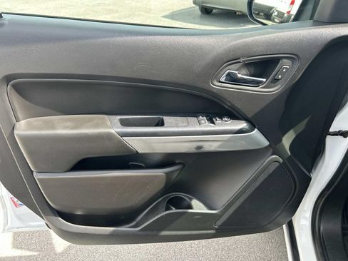 Used 2021 Chevrolet Colorado LT w/ Fleet Safety Package RWD image 26