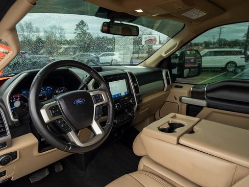 Used 2020 Ford F350 Lariat w/ Lariat Value Package image 5