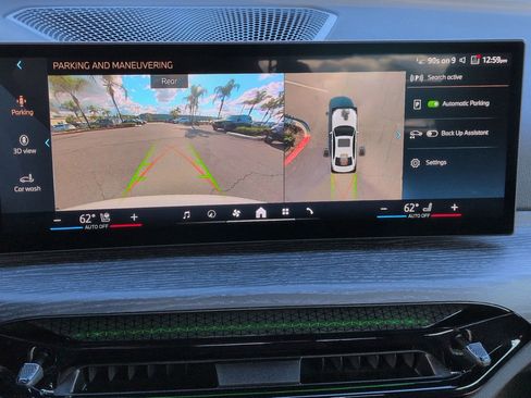 Certified 2025 BMW 330i Sedan w/ M Sport Package image 25