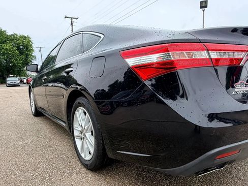 Used 2014 Toyota Avalon XLE FWD image 12