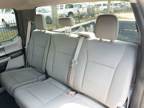 Used 2019 Ford F250 XLT w/ XLT Premium Package AWD/4WD image 21