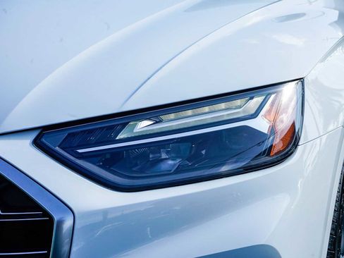 Used 2023 Audi SQ5 Premium Plus w/ Premium Plus Package image 7