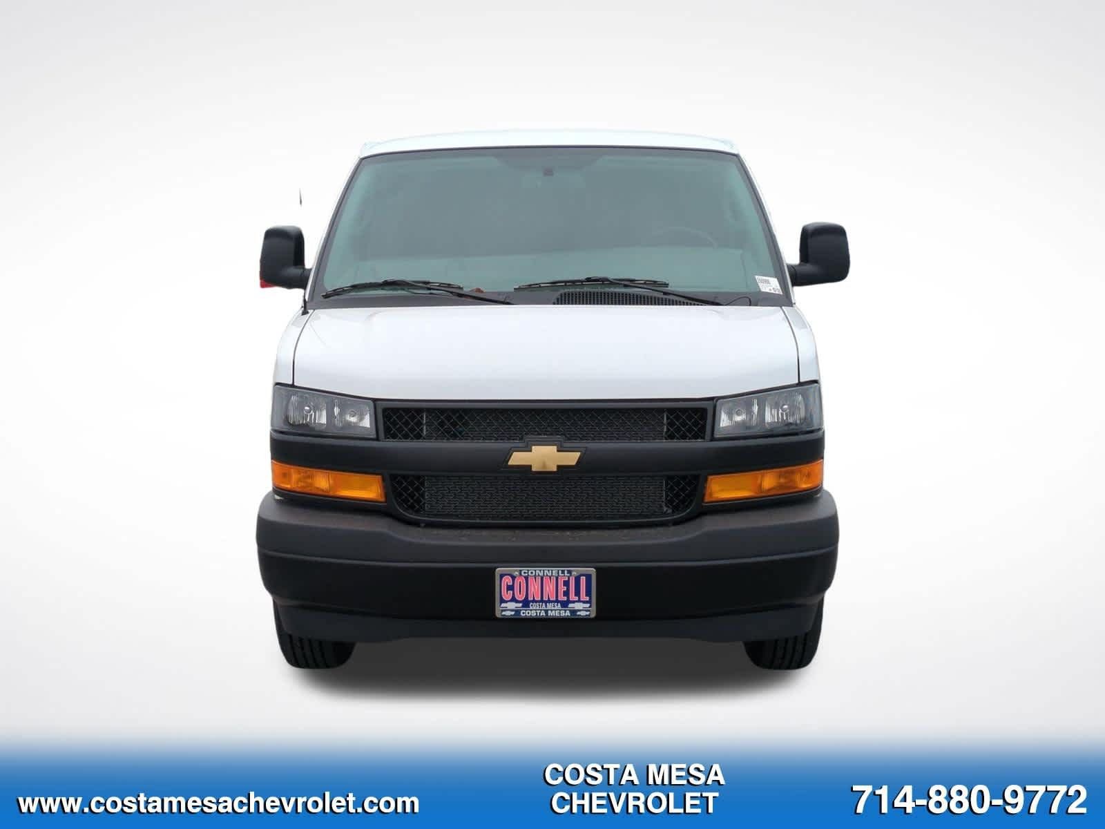 New 2026 Chevrolet Express 2500 Extended RWD image 2