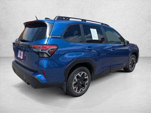 Used 2026 Subaru Forester Premium AWD/4WD image 5