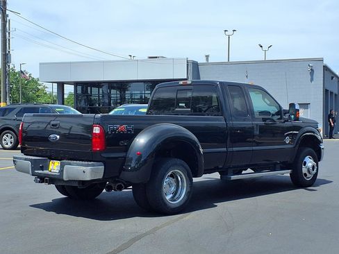 Used 2011 Ford F350 XLT w/ XLT Premium Pkg AWD/4WD image 2