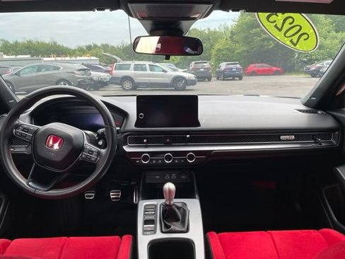 Used 2023 Honda Civic Type R image 12