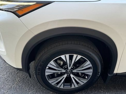 Used 2023 Nissan Rogue SV AWD/4WD image 29