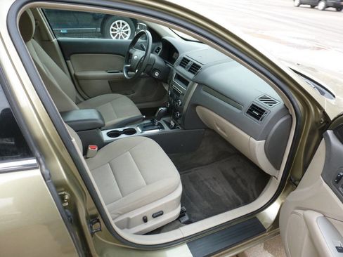 Used 2012 Ford Fusion Hybrid image 11