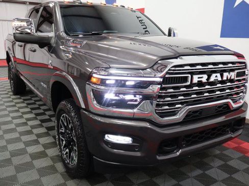 Used 2025 RAM 3500 Longhorn AWD/4WD image 28