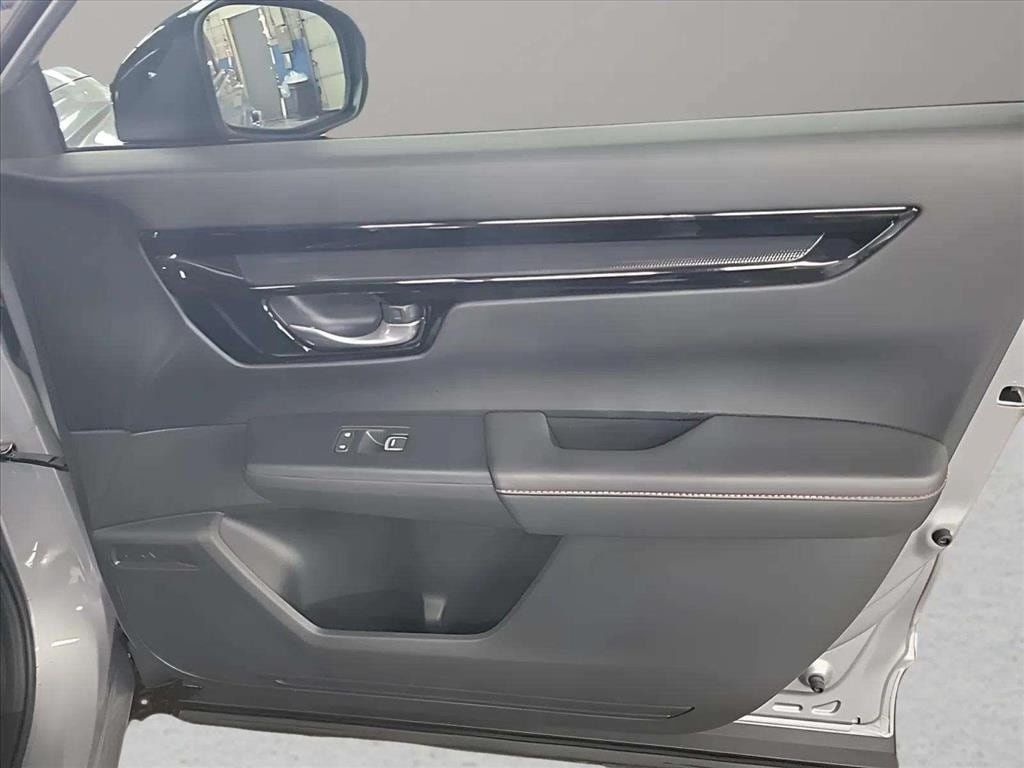 Used 2024 Honda CR-V Sport Touring image 31