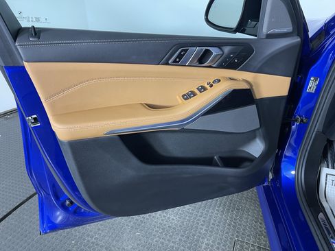 Certified 2025 BMW X5 M60i image 10