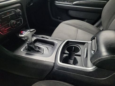 Used 2017 Dodge Charger SXT image 26