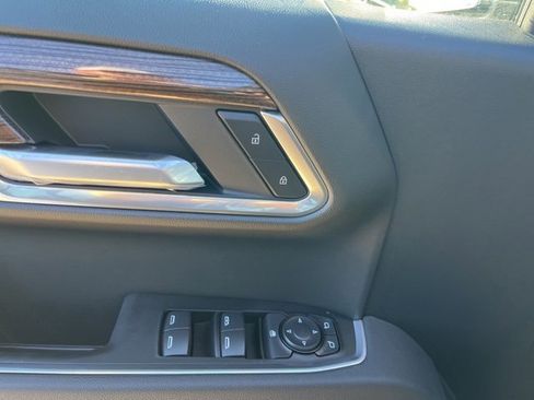 New 2026 Chevrolet Silverado 1500 LT image 17