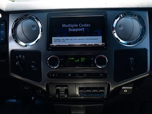 Used 2009 Ford F250 FX4 AWD/4WD image 15