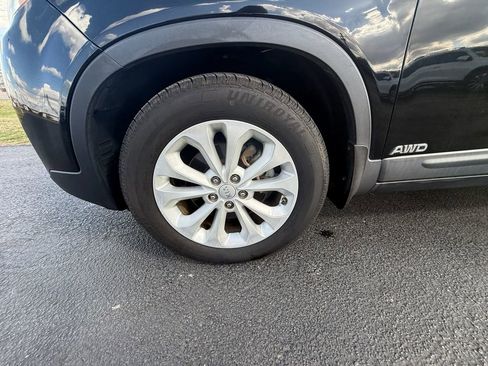 Used 2015 Kia Sorento EX image 9