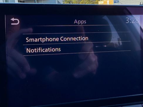 Used 2025 Nissan Rogue S image 15