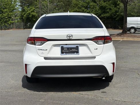 Used 2023 Toyota Corolla LE w/ Carpet Mat Package (TMS) FWD image 27