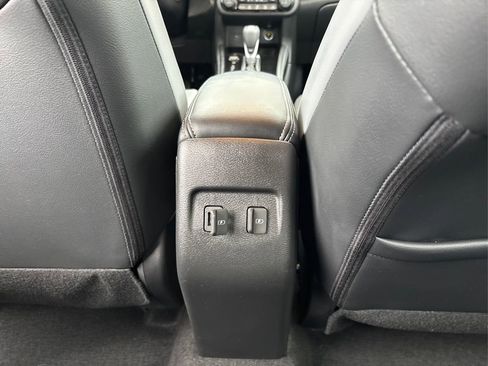 Used 2023 Nissan Kicks SR w/ SR Premium Package image 26