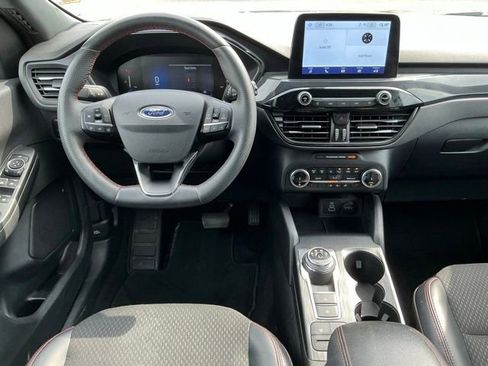 Used 2025 Ford Escape ST-Line Select AWD/4WD image 15