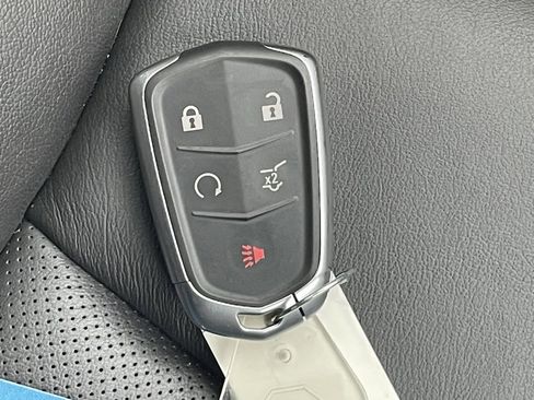 Certified 2025 Cadillac XT5 Premium Luxury image 35