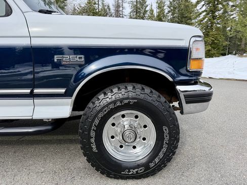 Used 1993 Ford F250 XLT 2dr 4WD Extended Cab LB HD image 23