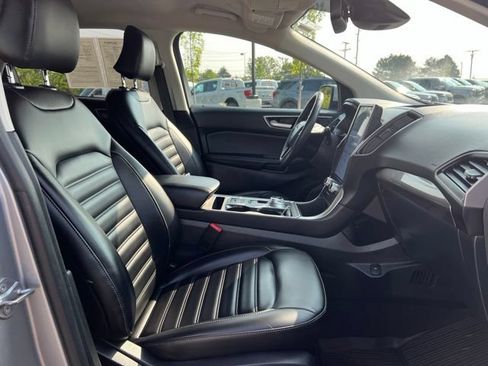 Certified 2024 Ford Edge SEL w/ Convenience Package AWD/4WD image 10