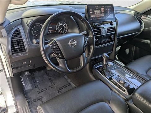 Used 2022 Nissan Armada SV AWD/4WD image 10