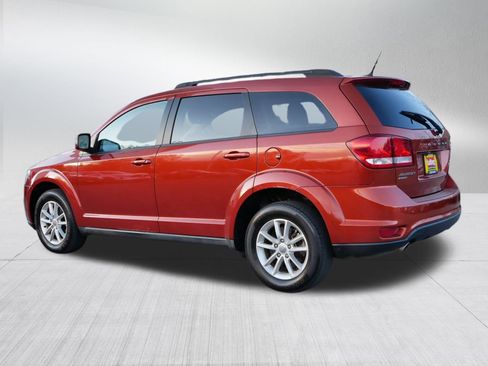 Used 2013 Dodge Journey SXT w/ Flexible Seating Group image 5