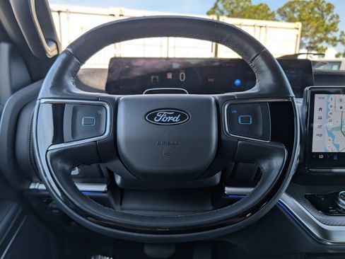 Certified 2025 Ford Expedition Max Platinum w/ Stealth Appearance Package AWD/4WD image 32