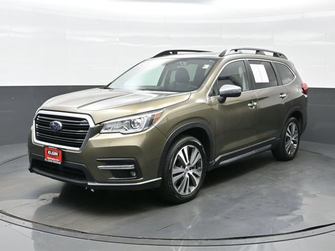 Used 2022 Subaru Ascent Touring AWD/4WD image 2