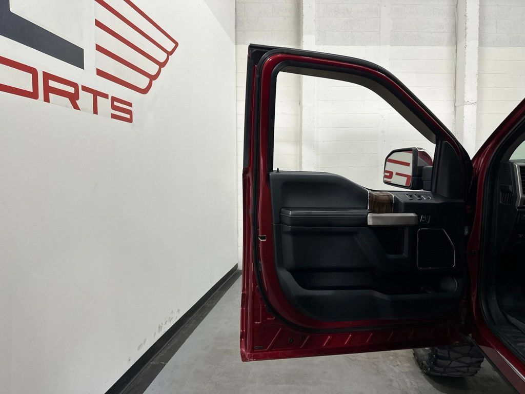 Used 2019 Ford F150 Lariat AWD/4WD image 34