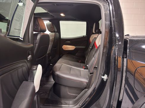 Used 2024 GMC Canyon AT4X image 12